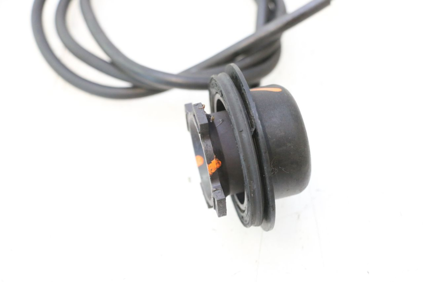 photo de TELLERAANDRIJVER TELLER SUZUKI SV S 650 (2003 - 2009) - Detail van het onderdeel