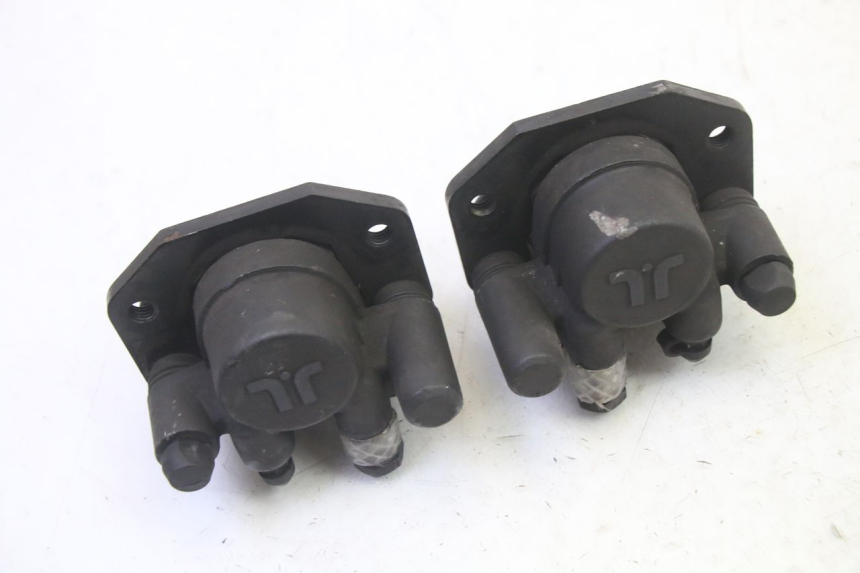 photo de ACHTERREMZADEN QUADRO 4 4D 350 (2015 - 2018) - Overzicht