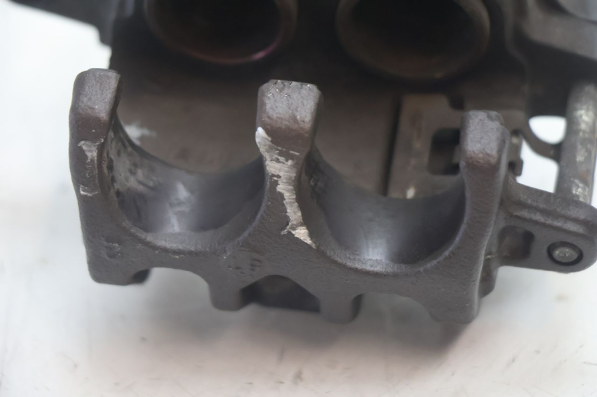 photo de ACHTERREMKLEM BMW C SPORT 650 (2015 - 2021) - Bevestigingspunten