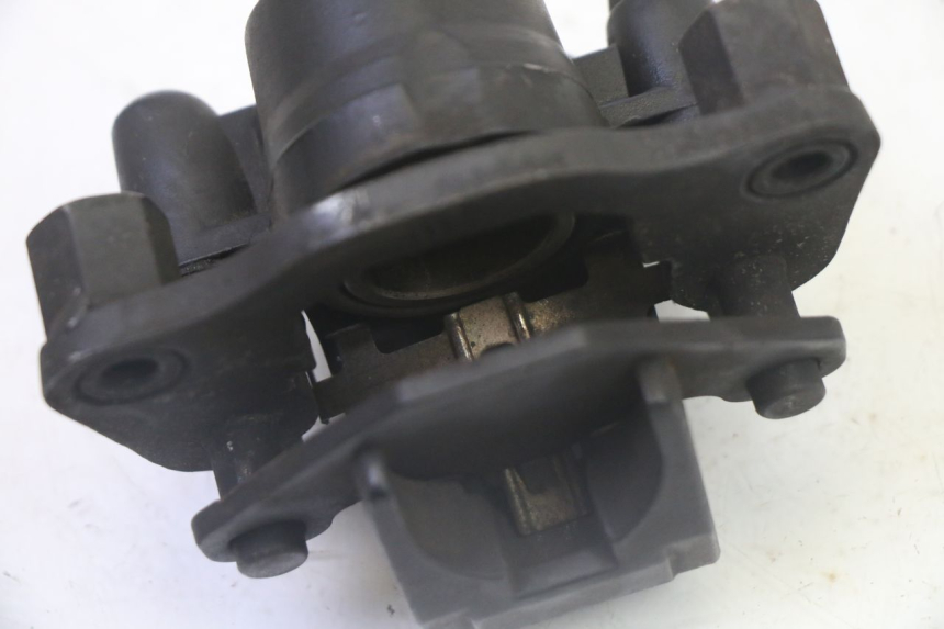 photo de ACHTERREMKLEM PEUGEOT CITYSTAR 50 (2013 - 2017) - Bevestigingspunten