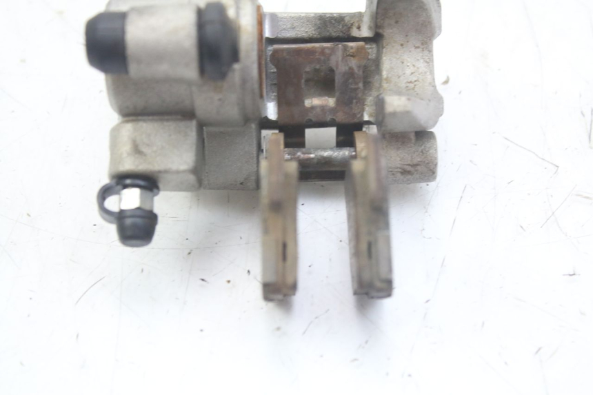 photo de ACHTERREMKLEM HONDA CRF 250 (2010 - 2013) - Detail van het onderdeel