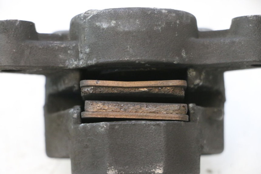 photo de ACHTERREMKLEM PEUGEOT ELYSTAR 50 (2002 - 2014) - Detail van het onderdeel