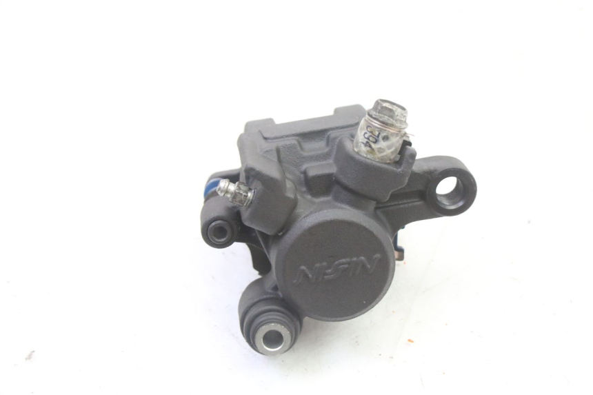 photo de ACHTERREMZADEN SUZUKI GSR 750 (2011 - 2017) - Detail van het onderdeel