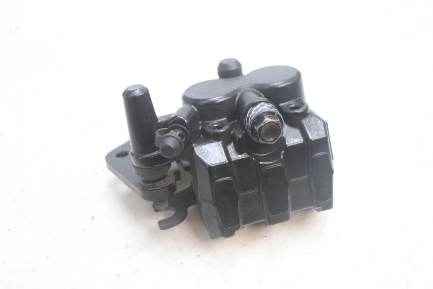 photo de ACHTERREMKLEM JM MOTORS R-MAX TECH 50 (2024 - 2026) - Zoom op gebruiksstaat