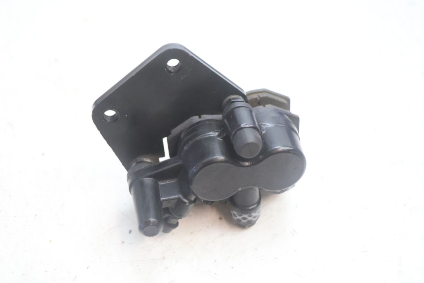 photo de ACHTERREMKLEM JM MOTORS R-MAX TECH 50 (2024 - 2026) - Andere kijkhoek