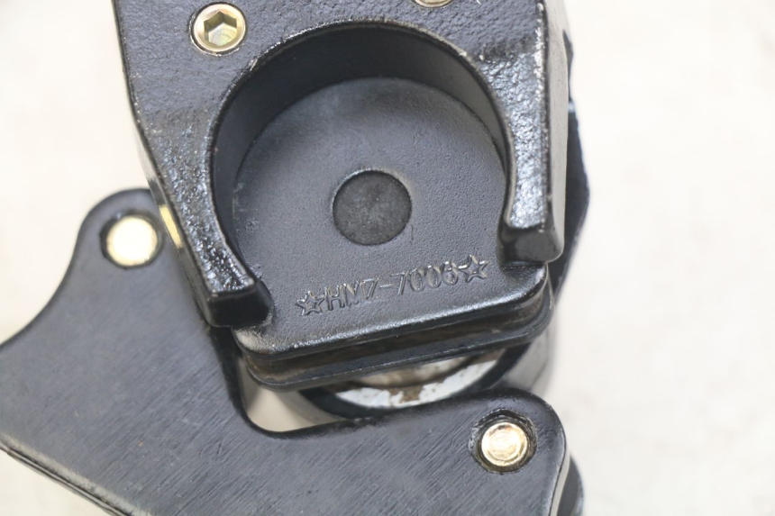 photo de ACHTERREMKLEM APOLLO RFZ 125 - Andere kijkhoek