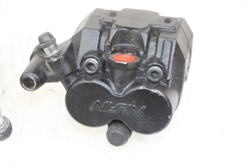 photo de ACHTERREMKLEM PEUGEOT SATELIS 125 (2013 - 2018) - Bevestigingspunten