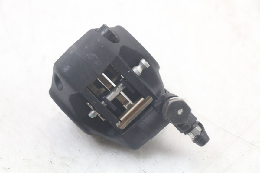 photo de VOORREMMEERKLEM YAMAHA AEROX 2T 50 (2013 - 2017) - Detail van het onderdeel