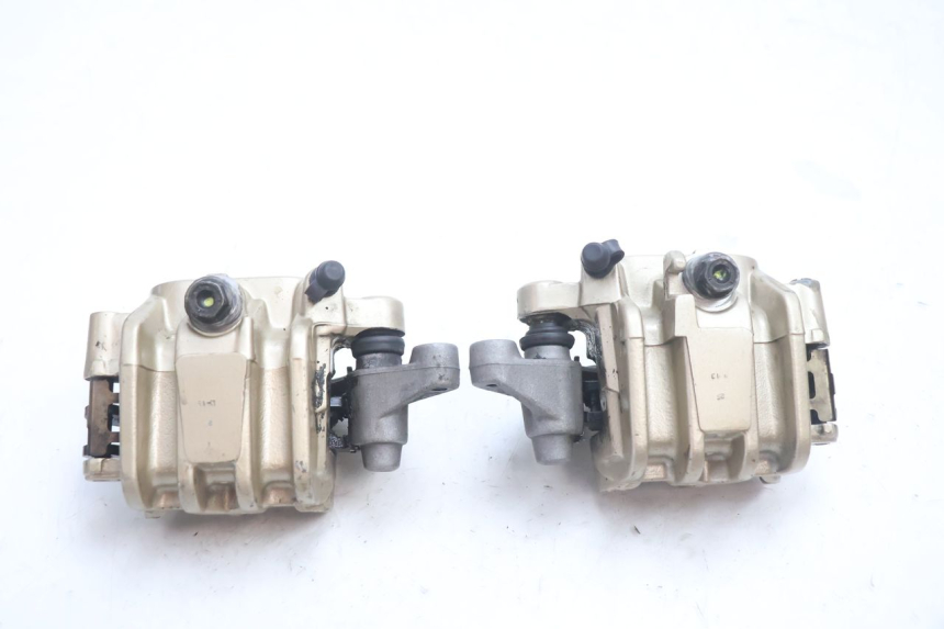 photo de VOORREMMEER HONDA CB F HORNET 600 (2005 - 2006) - Technische close-up