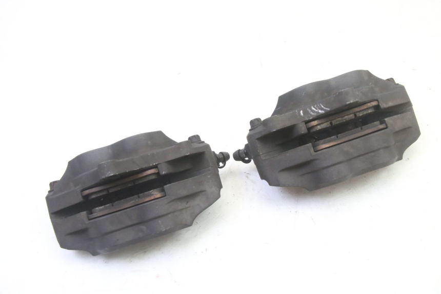 photo de VOORREMMEERKLEM HONDA CBR RR FIREBLADE 900 (1992 - 1994) - Bevestigingspunten