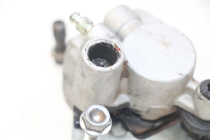 photo de VOORREMMEERKLEM HONDA CR 80 (2001 - 2003) - Zoom op gebruiksstaat