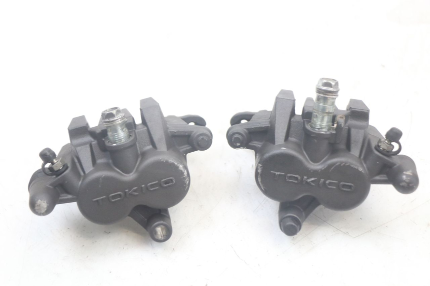 photo de VOORREMMEERZUIER KAWASAKI ER-6 ER6 N 650 (2012 - 2016) - Detail van het onderdeel