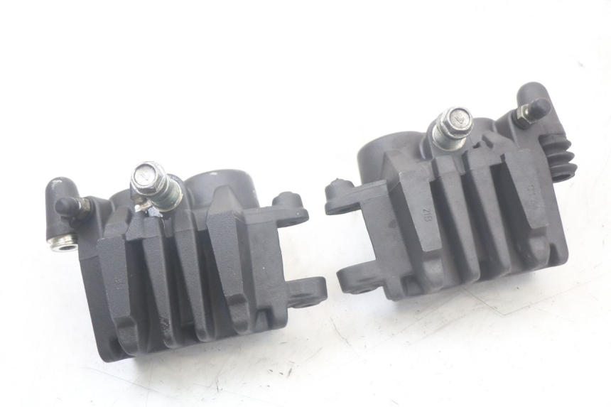 photo de VOORREMMEERZUIER KAWASAKI ER-6 ER6 N 650 (2012 - 2016) - Zoom op gebruiksstaat