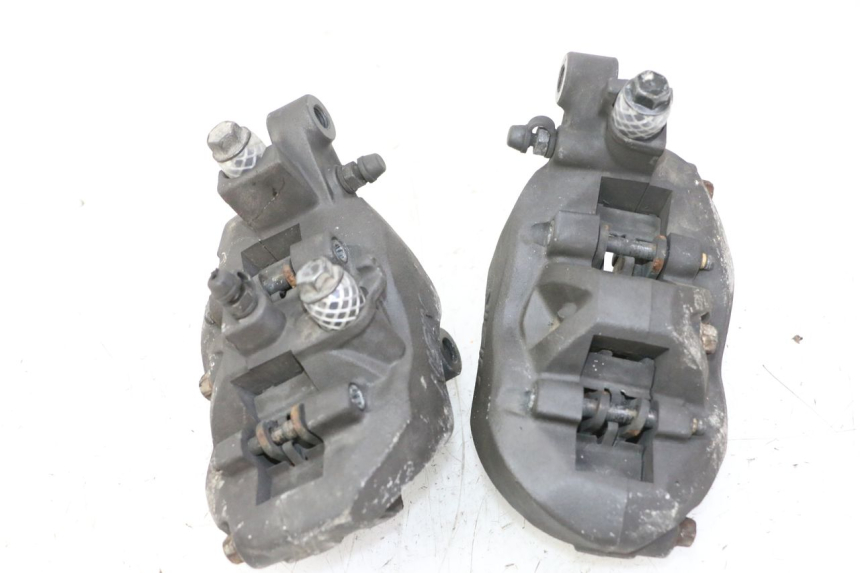 photo de VOORREMKLEM YAMAHA FJR ABS 1300 (2016 - 2020) - Bevestigingspunten