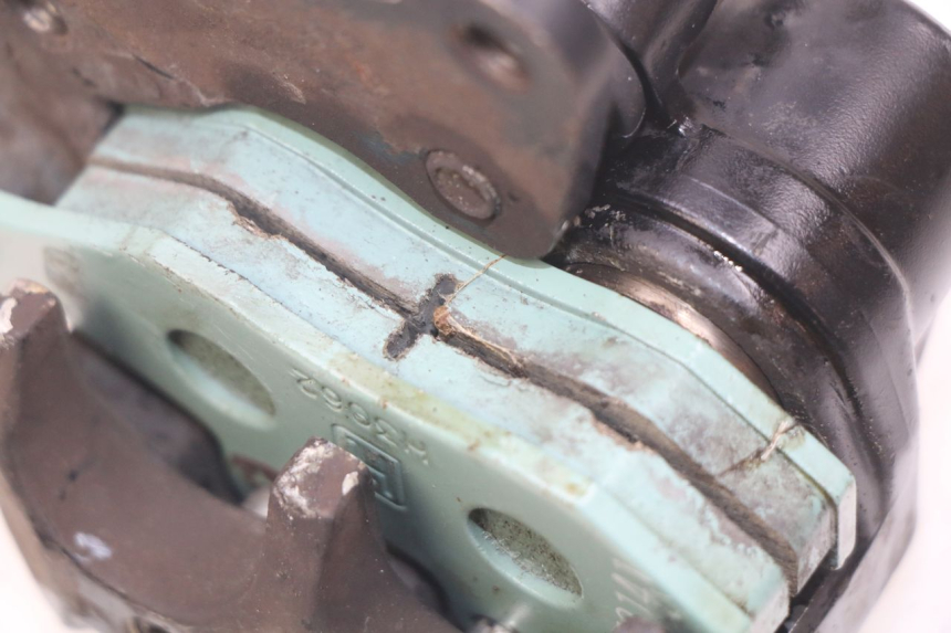 photo de VOORREMMEERKLEM PIAGGIO FLY 100 (2006 - 2010) - Zoom op gebruiksstaat