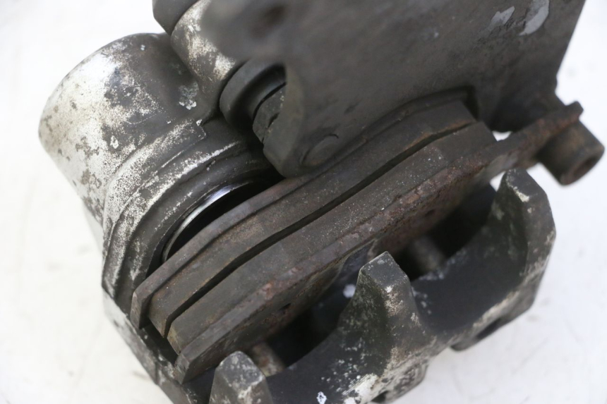 photo de VOORREMMEERKLEM KYMCO GRAND DINK 125 (2002 - 2007) - Andere kijkhoek