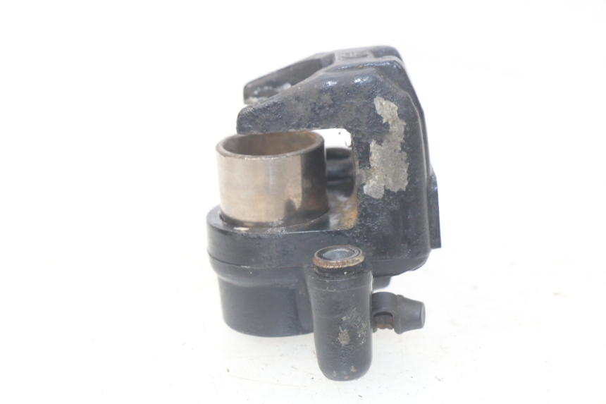 photo de VOORREMMEERKLEM PEUGEOT KISBEE 4T 50 (2010 - 2017) - Bevestigingspunten