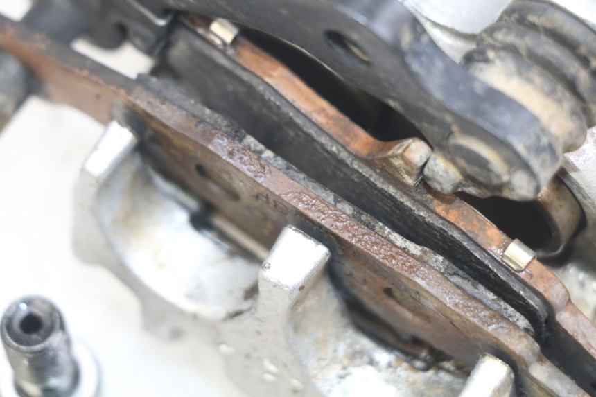 photo de VOORREMMEERKLEM KAWASAKI KX 85 (2001 - 2013) - Zoom op gebruiksstaat