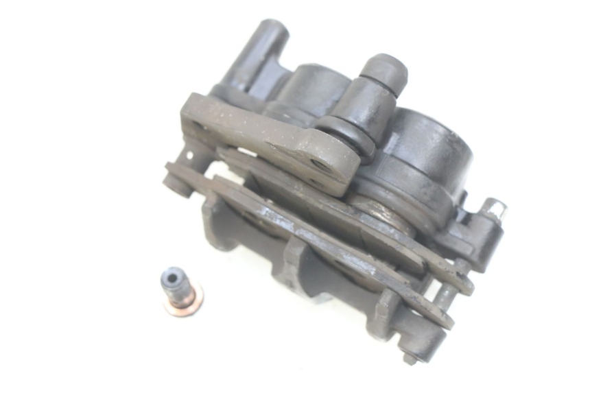 photo de VOORREMMEERCLIP PIAGGIO LIBERTY IGET S 125 (2016 - 2020) - Detail van het onderdeel