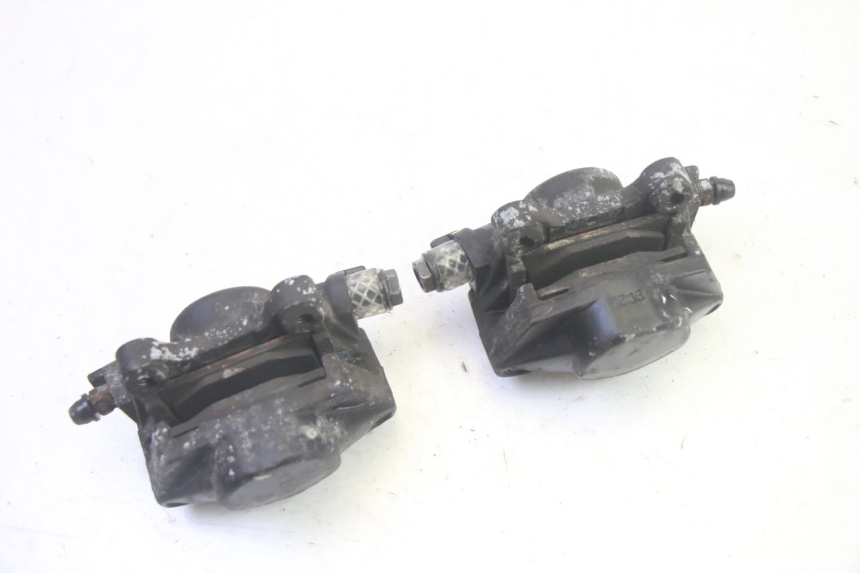 photo de VOORREMMEERKLEM PIAGGIO MP3 HPE 350 (2018 - 2020) - Gecontroleerd onderdeel