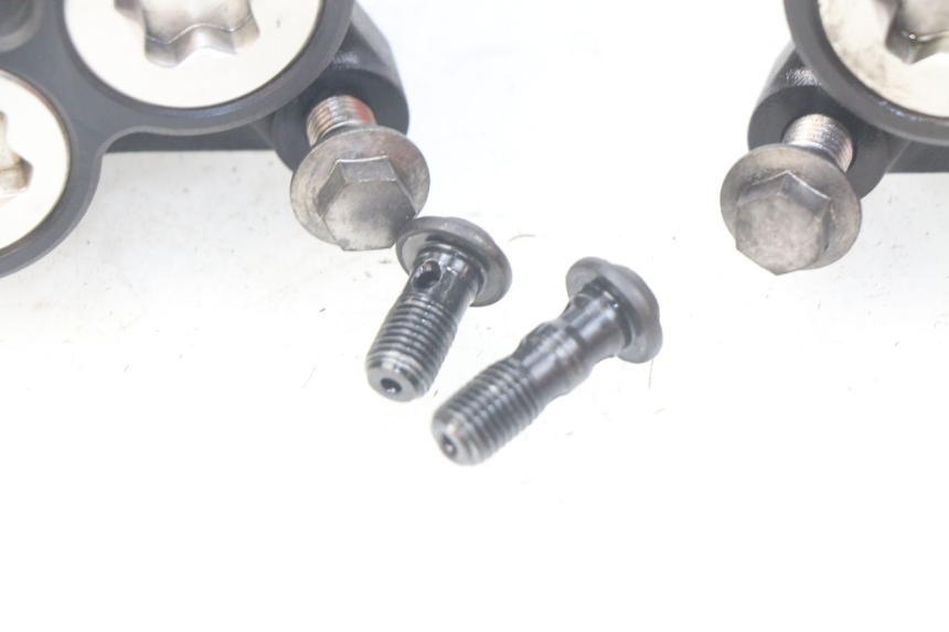 photo de VOORREMMEERKLEM YAMAHA MT-07 MT07 ABS 700 (2014 - 2017) - Gecontroleerd onderdeel