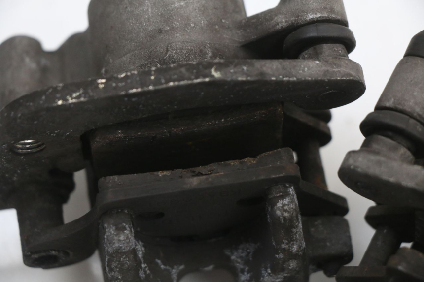 photo de VOORREMMEERKLEM MBK MW TRYPTIK 125 (2014 - 2016) - Bevestigingspunten