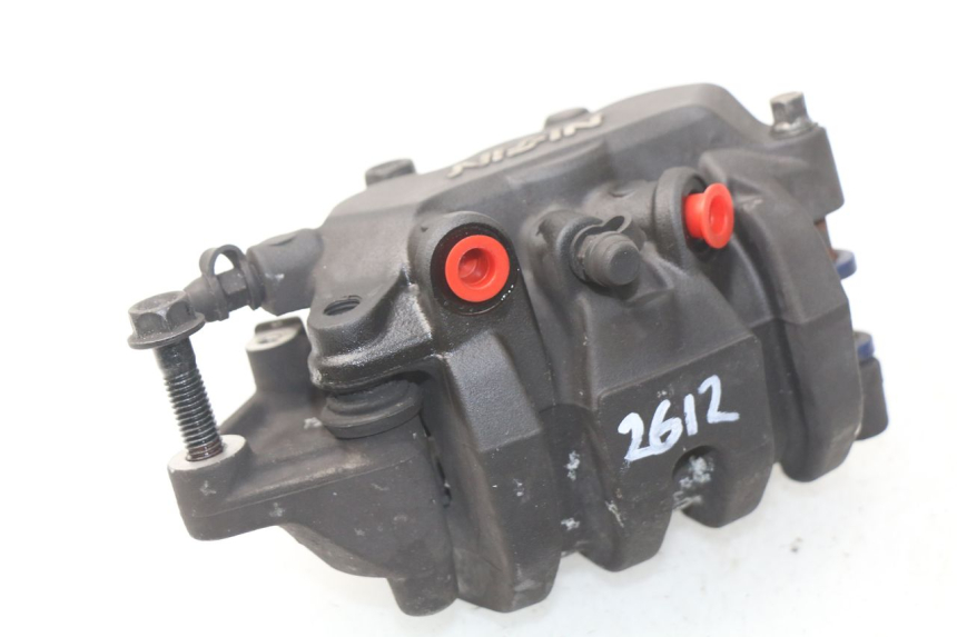 photo de VOORREMMEERCLIP HONDA NSS EX FORZA 250 (2005 - 2013) - Detail van het onderdeel