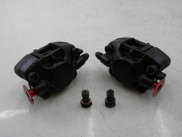 photo de VOORREMMEERZUIER PIAGGIO MP3 RL 125 (2006 - 2014) - Gecontroleerd onderdeel