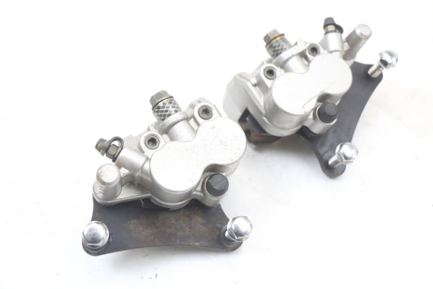 photo de VOORREMMEERCLIP REGAL RAPTOR RAXTER 2 125 (2007 - 2015) - Detail van het onderdeel