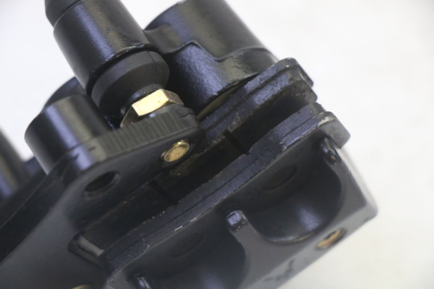 photo de VOORREMMEERKLEM APOLLO RFZ 125 - Staat van het oppervlak