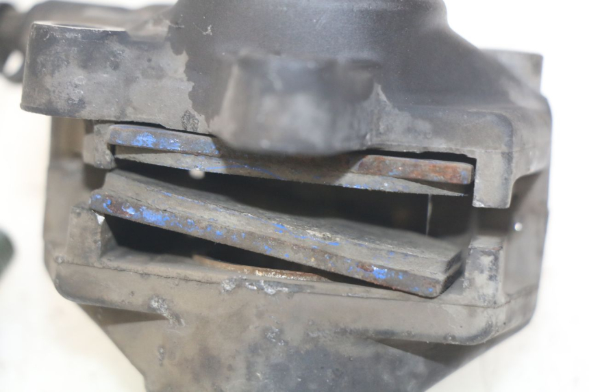 photo de VOORREMMEERCLIP APRILIA SCARABEO 100 (2003 - 2012) - Zoom op gebruiksstaat