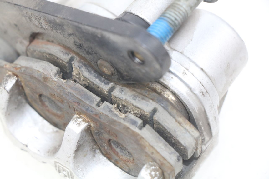 photo de VOORREMMEERKLEM KYMCO SENTO 50 (2008 - 2013) - Detail van het onderdeel