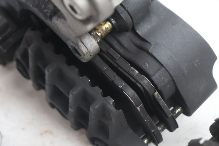 photo de VOORREMMEERKLEM HONDA VFR FI RC46 800 (1998 - 2001) - Kenmerkende details