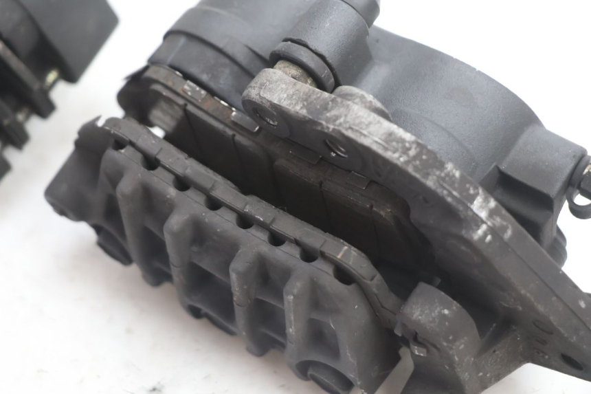 photo de VOORREMMEERKLEM HONDA VFR FI RC46 800 (1998 - 2001) - Zoom op componenten