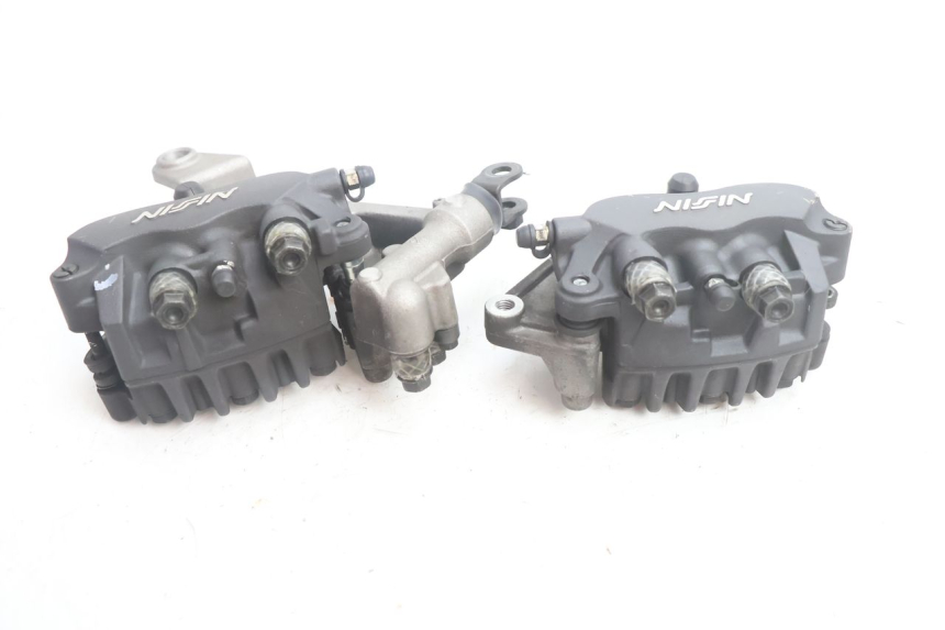 photo de VOORREMMEERKLEM HONDA VFR FI RC46 800 (1998 - 2001) - Bevestigingspunten