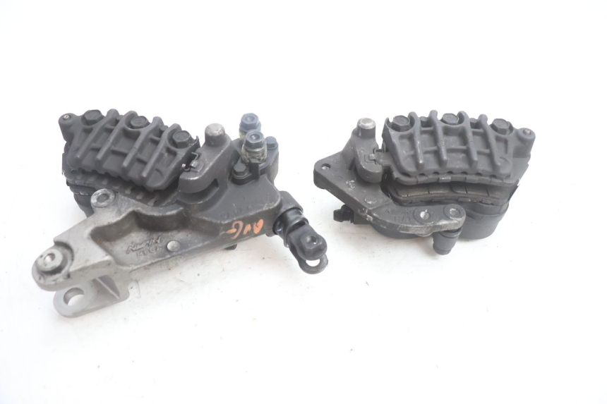 photo de VOORREMMEERKLEM HONDA VFR FI RC46 800 (1998 - 2001) - Staat van het oppervlak