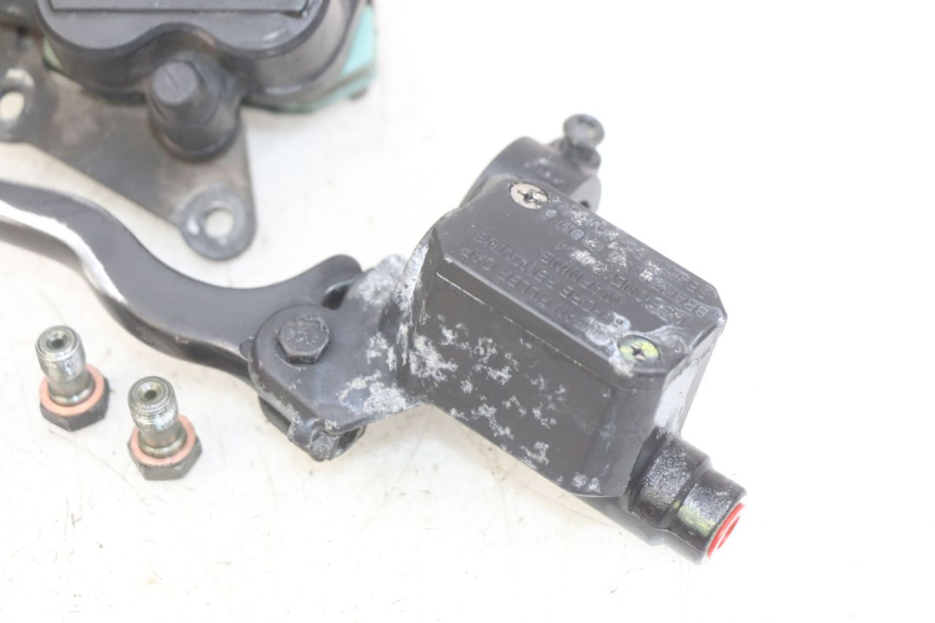 photo de VOORREMMEERKLEM PIAGGIO XEVO - X EVO 125 (2007 - 2017) - Bevestigingspunten