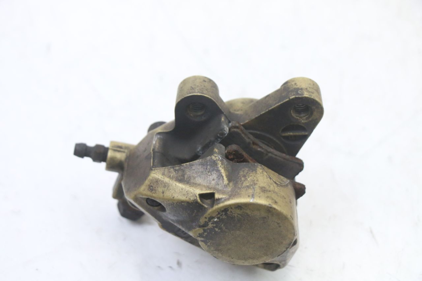 photo de VOORREMMEERZUIER YAMAHA AEROX 50 (1997 - 2006) - Bevestigingspunten