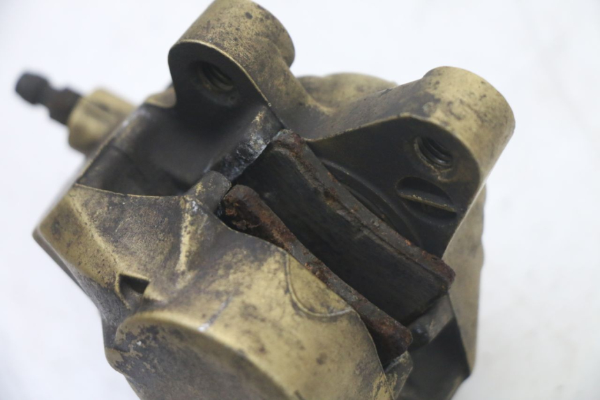 photo de VOORREMMEERZUIER YAMAHA AEROX 50 (1997 - 2006) - Staat van het oppervlak