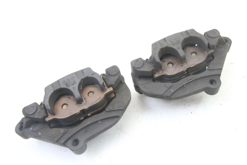 photo de VOORREMMEERKLEM YAMAHA XJ6 600 (2008 - 2016) - Bevestigingspunten