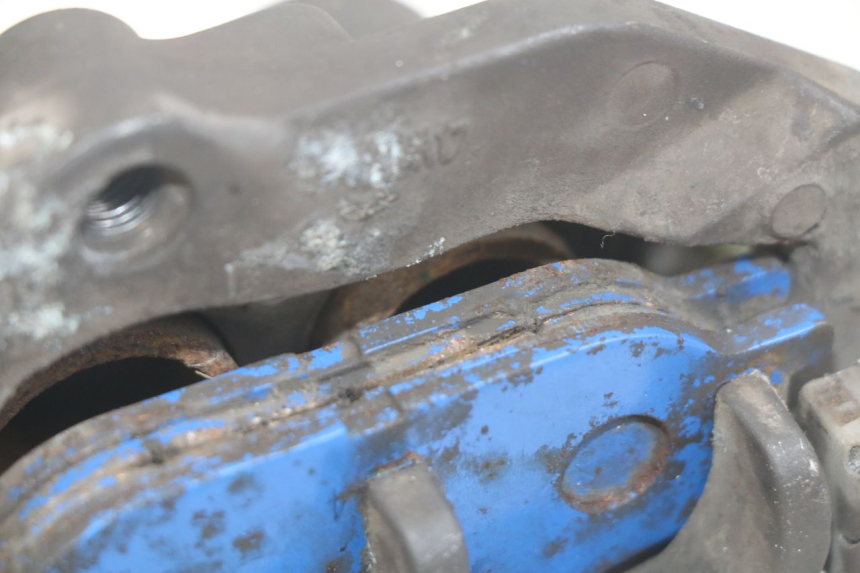 photo de VOORREMMEERCLIP YAMAHA YP MAJESTY 400 (2004 - 2008) - Detail van het onderdeel