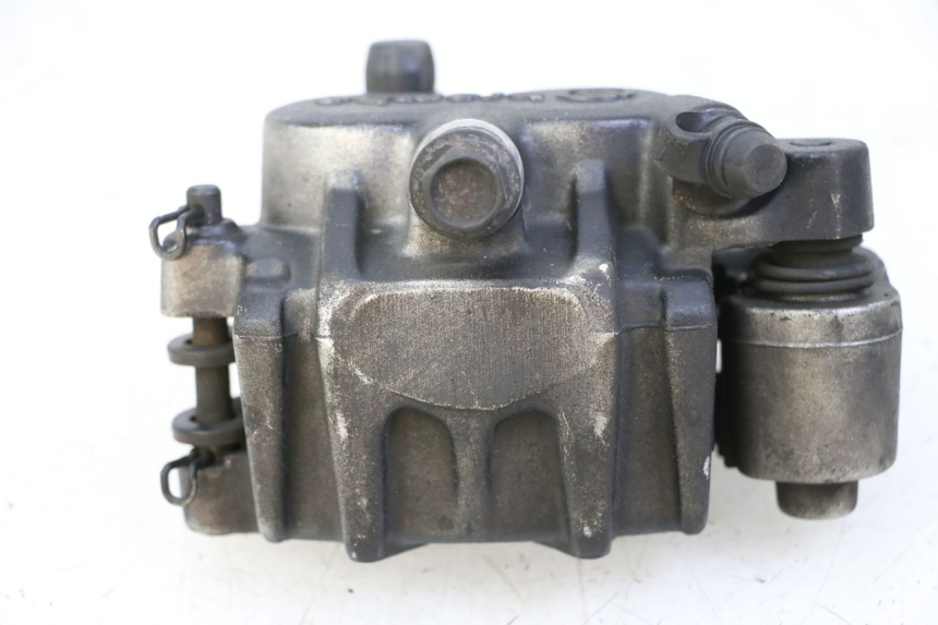 photo de VOORREMMEERKLEM YAMAHA YP MAJESTY 125 (2002 - 2006) - Bevestigingspunten