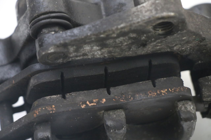 photo de VOORREMMEERKLEM YAMAHA YP X-MAX XMAX 400 (2014 - 2017) - Bevestigingspunten