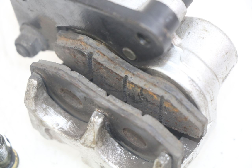 photo de VOORREMKLEM YIYING YY125T 125 (2006 - 2014) - Zoom op gebruiksstaat