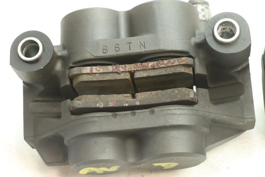 photo de VOORREMMEER YAMAHA YZF R6 600 (2008 - 2009) - Bevestigingspunten