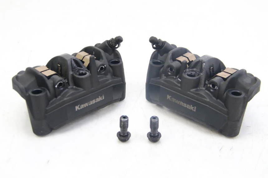 photo de VOORREMMEERKLEM KAWASAKI Z ABS 1000 (2014 - 2020) - Hoofdaanzicht