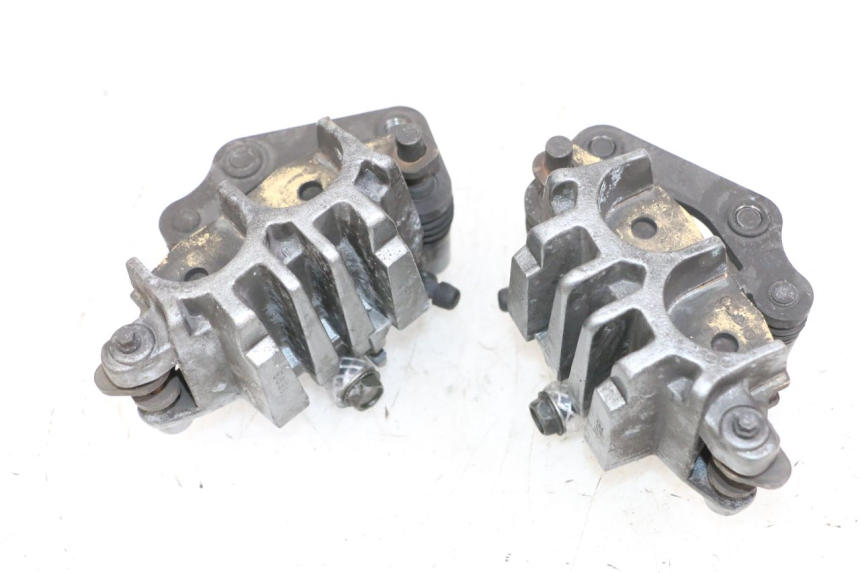 photo de VOORREMMEERKLEM KAWASAKI ZR 7 750 (1999 - 2004) - Detail van het onderdeel