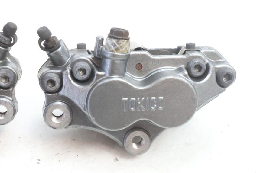 photo de VOORREMMEERCLIP KAWASAKI ZZR 600 (1995 - 2004) - Zoom op gebruiksstaat