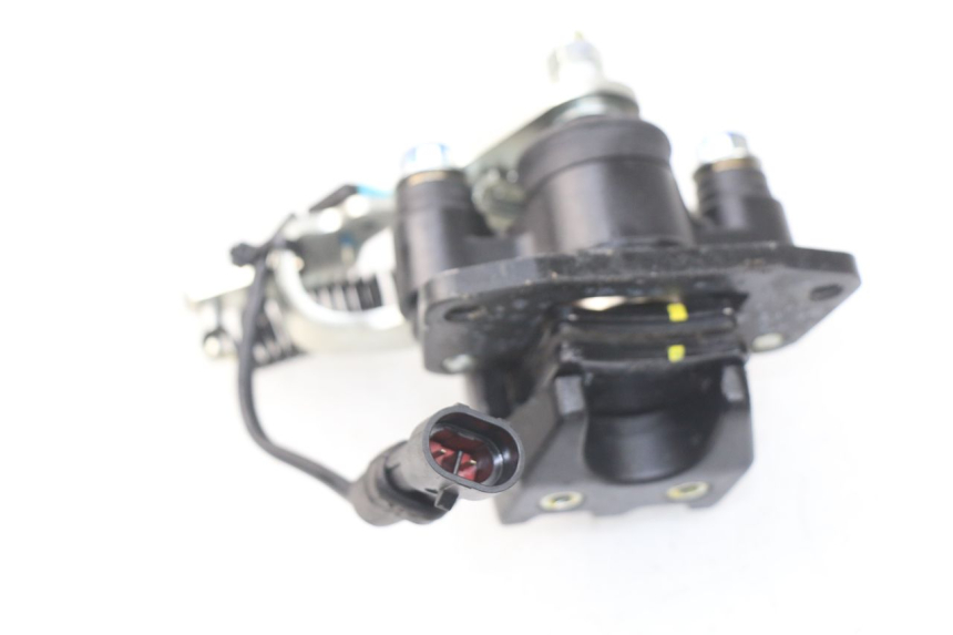 photo de REMMEERKLEM ROLL LOCK PIAGGIO MP3 HPE 500 (2019 - 2022) - Detail van het onderdeel