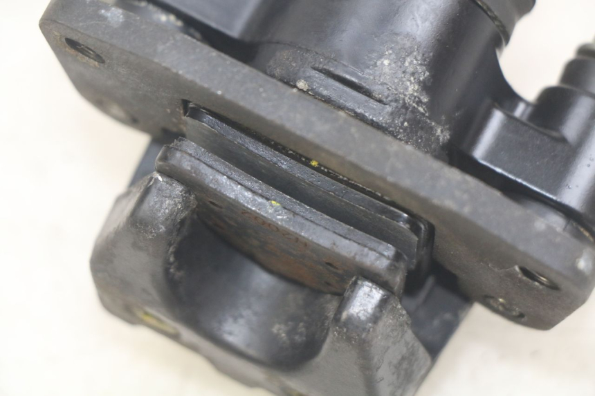 photo de REMMEER ROLL LOCK PIAGGIO MP3 LT 400 (2007 - 2012) - Zoom op gebruiksstaat